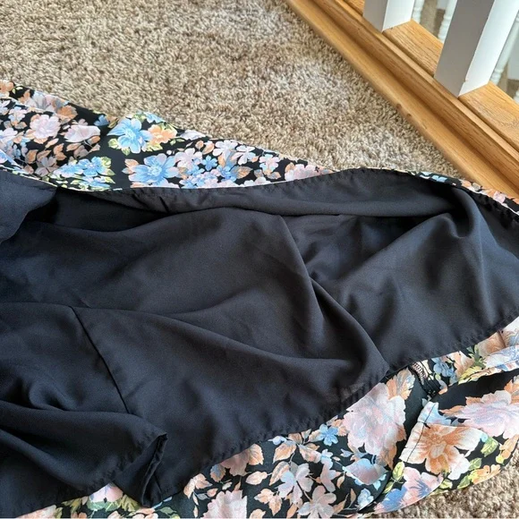 American Eagle Outfitters Black Floral Dress - Picture 10 of 12